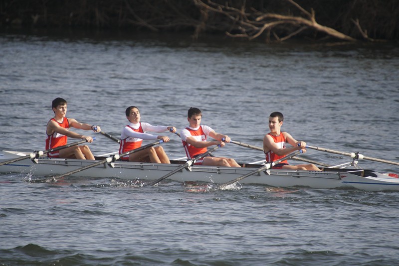 Buen tono de los remeros navarros en la Primera Copa Primavera